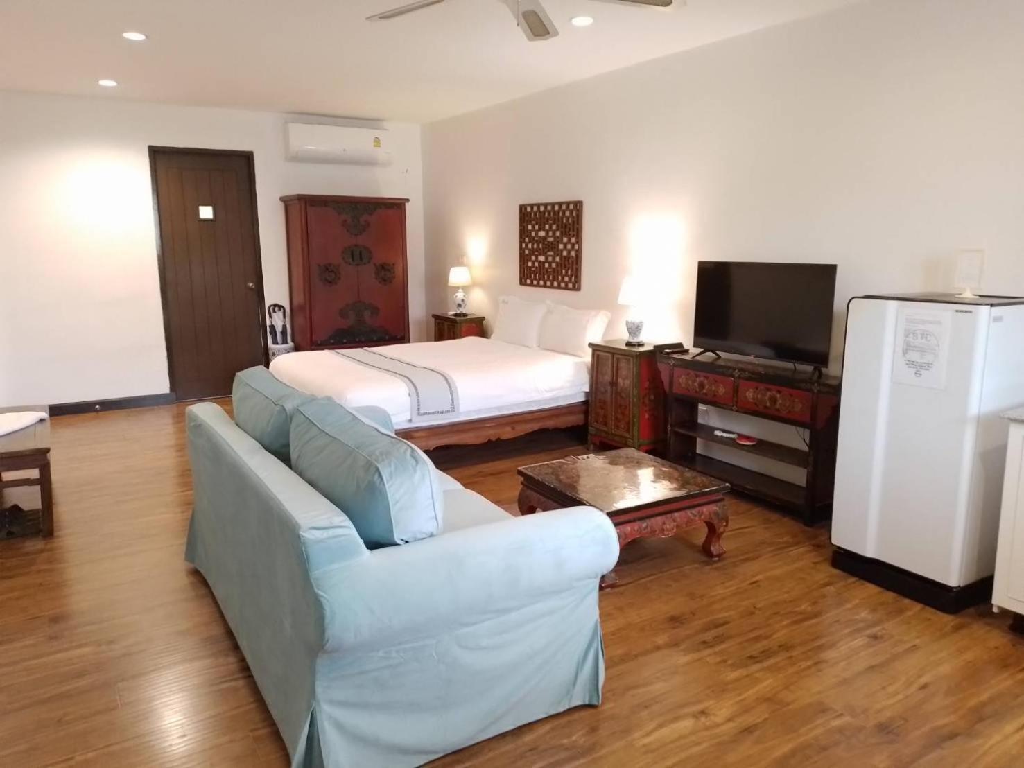 Btc Boutique Resort Private Pool Villas Hua Hin บ้านทะเลจีน บูติค รีสอร์ท หัวหิน Buitenkant foto