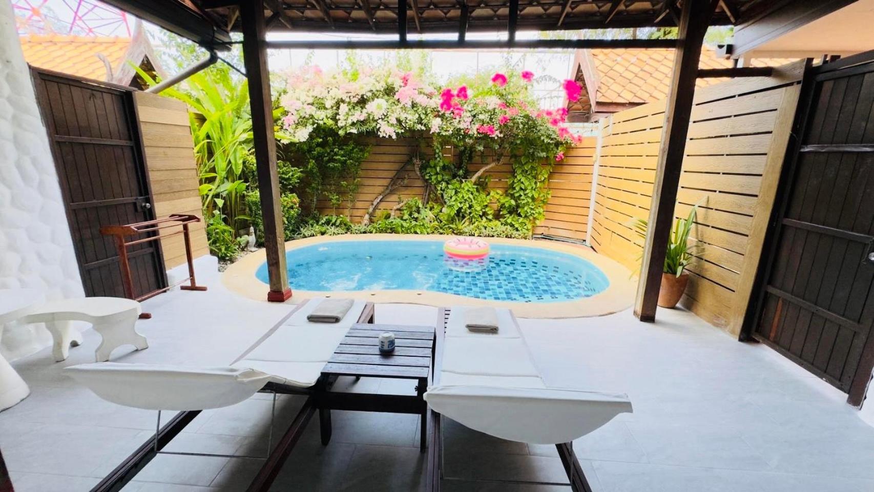 Btc Boutique Resort Private Pool Villas Hua Hin บ้านทะเลจีน บูติค รีสอร์ท หัวหิน Buitenkant foto